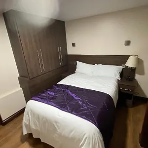 https://plumstead-nky-en-suite-apartment-rooms.cambridgehotelsuk.com