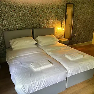 https://the-ring-obells.yorkshirehotels.net